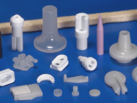 Wtryskiwanie ceramiki (CIM)